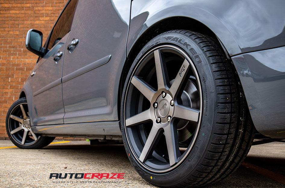 VOLKSWAGEN CADDY VERONA BLACK   MACHINED WITH DARK TINT